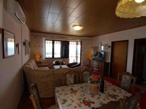 Apartment in Kožino with sea view, balcony, air conditioning, WiFi (4262-1)