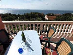 Apartment in Kožino with sea view, balcony, air conditioning, WiFi (4262-1) 