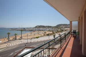 Hotels Hotel Les Alizes : Appartement - Vue sur Mer