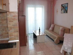 Apartment in Kali with sea view, balcony, air conditioning, Wi-Fi (4566-4)