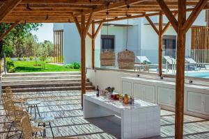 Kipos Suites & Apartments