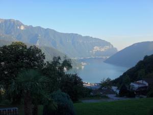 Wohnung mit See Sicht in Carona