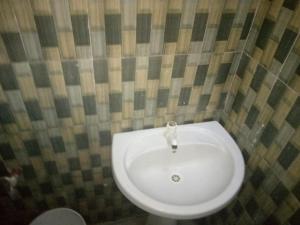 Kicec bar and guest house airport