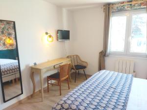 Hotels Logis Hotel Vannes Nord Le Clos Des Hortensias : photos des chambres