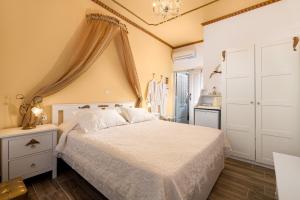 Marikas Deluxe Rooms