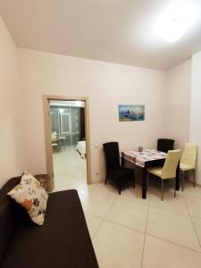 АРКАДИЯ ГАГАРИН НА ПЛАЗЕ АПАРТ