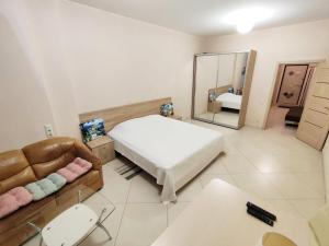 АРКАДИЯ ГАГАРИН НА ПЛАЗЕ АПАРТ