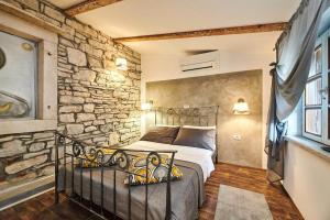 Rooms Konoba Pjero