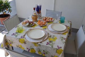 Residence Olivi - Panorama Lake View, Pool, Terrace, Garden, Wifi