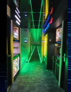 iOtel Luxury Kiosk Hotel