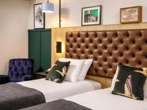 Classic Twin Room room in Mercure Oxford Hawkwell House Hotel