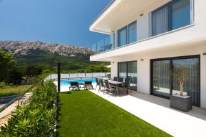 Villa Supernus with Heated Pool