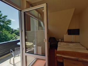 Hotelik Dworek Legnickie Pole 4km od Legnicy