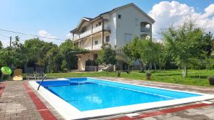 Villa Mimoza Blagaj - 3hvězdičkové hotely ve městě Blagaj