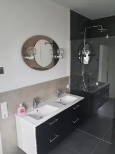 Gäste Haus Am See - يوليش