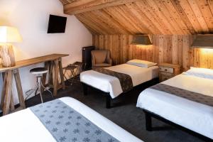 Hotels Hotel l'Ecureuil : photos des chambres