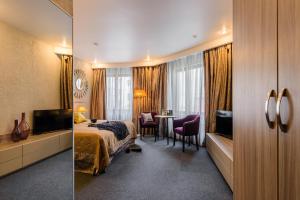 Superior Double Room room in The Brothers Karamazov Hotel