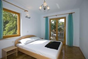 2-bedroom Apartment with terrace in Povile 3542-2 