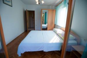 2-bedroom Apartment with terrace in Povile 3542-2