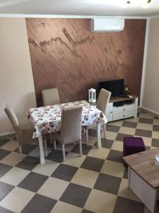 Apartment Elena
