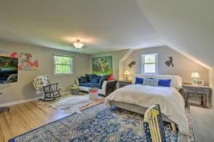 Trolley Apt Upper Steps to Village Trail and Canal! - Bushnell Basin