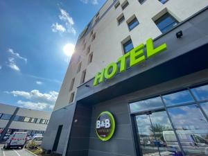 Hotels B&B HOTEL Clermont-Ferrand A71-A75 La Meridienne : photos des chambres