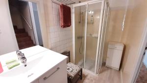 Maisons de vacances Charmante maison de ville avec jardin - 2 chambres - 5 pers : photos des chambres