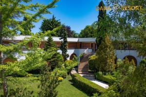 Hotel Dana Resort