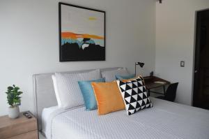 Cozy Stays Cayala Apartments 5