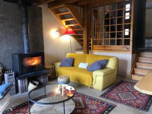 Maisons de vacances maison foret d'Aubrac , au coeur de la nature : photos des chambres