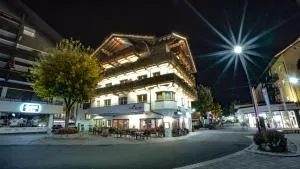 Tiroler Weinstube - 蒂罗尔-泽费尔德