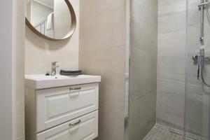 Premium Apartment by Hi5-Vaci str. 3 bedroom (219)