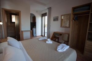 Double Room with Terrace room in Panorama Studios