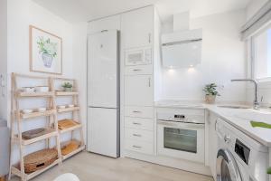 Hanami Avenida de España Sea Front