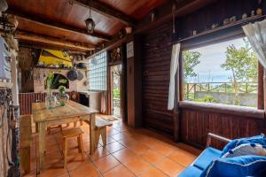 Chalet do Monte no Porto Moniz by Homie