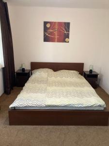 Edit Apartmanház