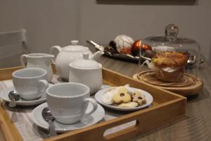 Furnished, 1-bedroom, luxury apartment in Menlyn Maine