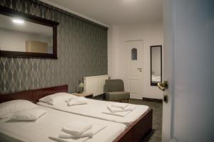 Standard Single Room room in Carnival City Hotel Oradea