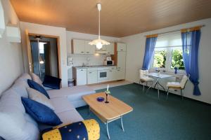 Wohnung am Schmachter See by Rujana