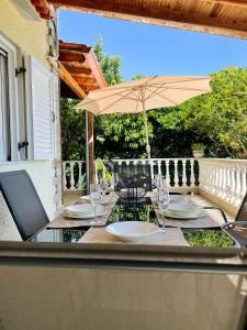 Casa Lia-Beach Front Villa Halkidiki Greece
