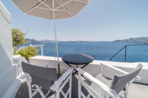 Nostos Apartments Santorini Greece