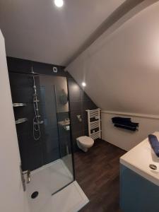 B&B / Chambres d'hotes LA COTTINIERE : Chambre Deluxe (2 Adultes + 1 Enfant)