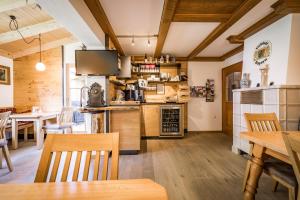 Deluxe Double Room with Bath room in Pension Gimpl