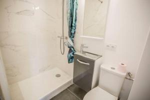 Appartements GregBnb-com - Centre Ancien - T2 Street Art - Wifi : photos des chambres