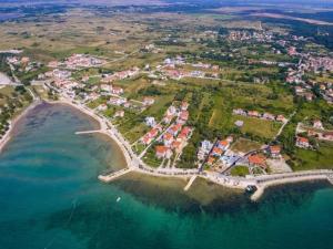 Apartment in Zaton (Zadar) with sea view, terrace, air conditioning, Wi-Fi (4814-1)