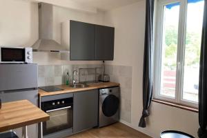 Appartements T2 Home Sweet Home Gare Wifi Parking : photos des chambres