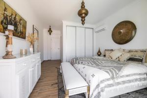 Riad Matias Galé - Luxury Villa with private pool, AC, free wifi, 5 min from the beach