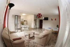 Liliom Apartman - Модьоровд