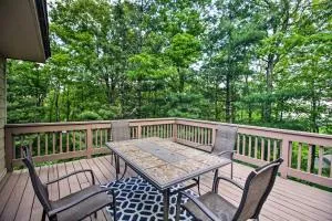 Cozy Wintergreen Resort Condo Walk to Ski Lifts! - Lyndhurst