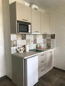 Apart Assistant on Victory